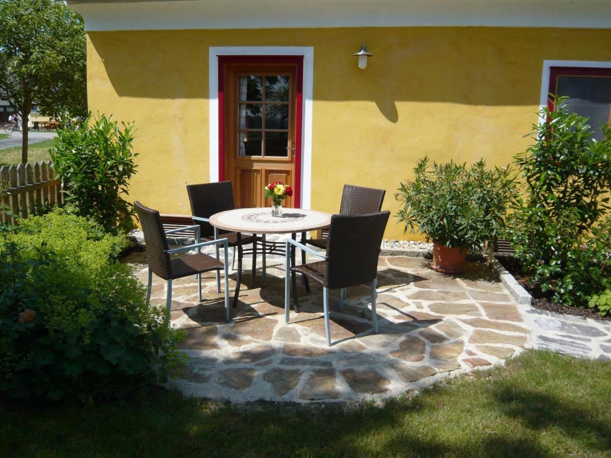 Landlust-Ferienhaus Am Rosenhof Hartberg Luaran gambar